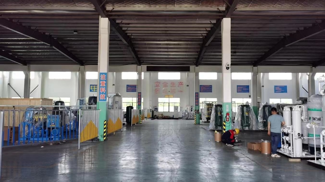 Jiangsu Luoming Purification Technology Co., Ltd. Produktionslinie des Herstellers